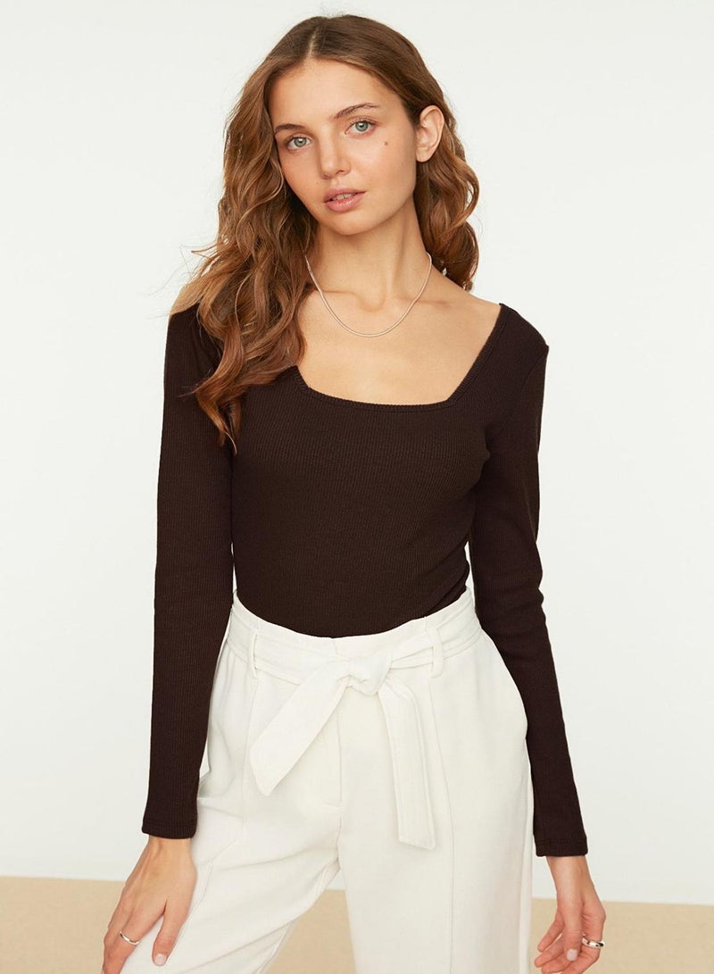 trendyol Brown Square Collar Long Sleeve Ribbed Stretchy Snap Knitted Body - Image 3