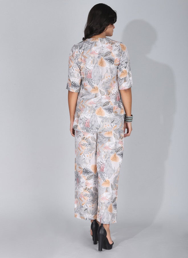 FIMS تونيك مطبوع على شكل V مع بنطلونات بالازو - Image 5