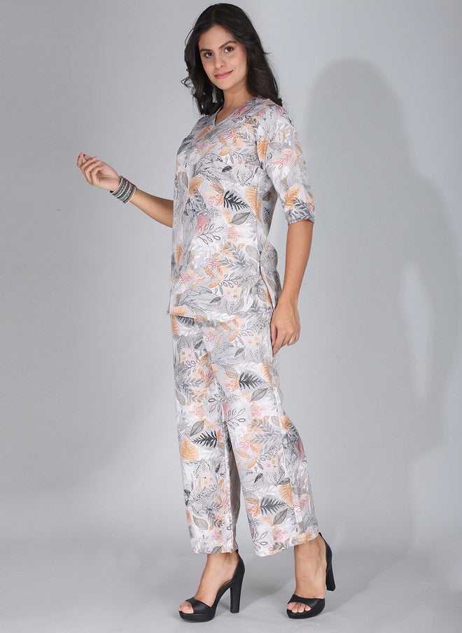 FIMS تونيك مطبوع على شكل V مع بنطلونات بالازو - Image 4