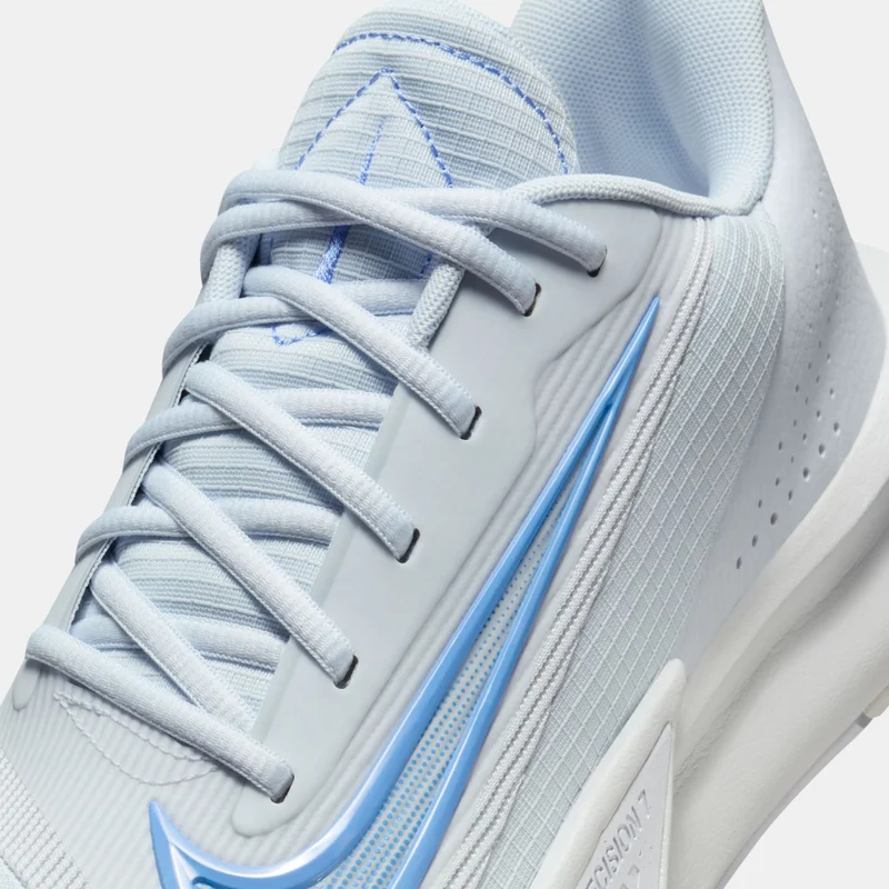 Nike Men's Precision 7 Basketball Shoes