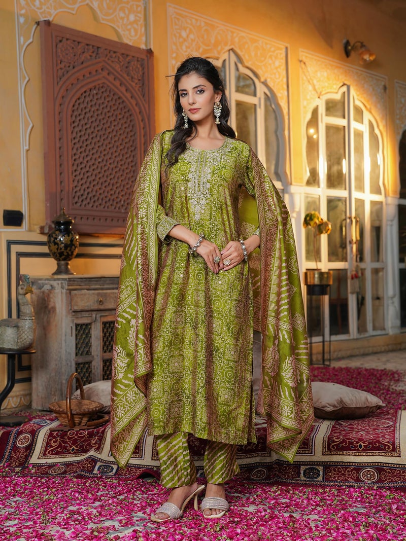 Vaamsi Women's Green Silk Blend Embroidered Straight Ethnic Motifs Kurta Trousers With Dupatta Set | Daily Straight Kurta Set For Women | Embroidered Salwar Suit For Women (SKSKD3120, M) - Image 5
