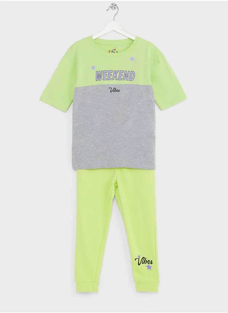 Pinata Casual T-Shirt & Joggers Set For Girls