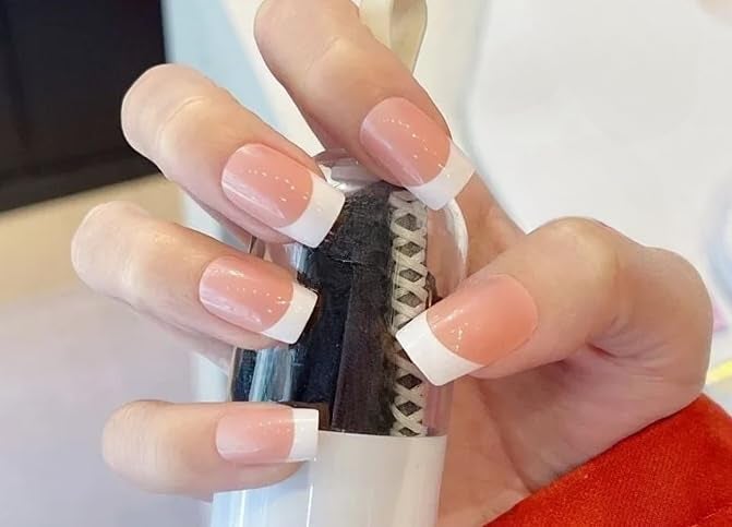 FASHIONHARBOUR Fashionharbour 24 Reusable Artificial Fake Nail Set Lightweight Long Lasting Easy To Use Quick Fix For Festivals Special Occasions - Image 1