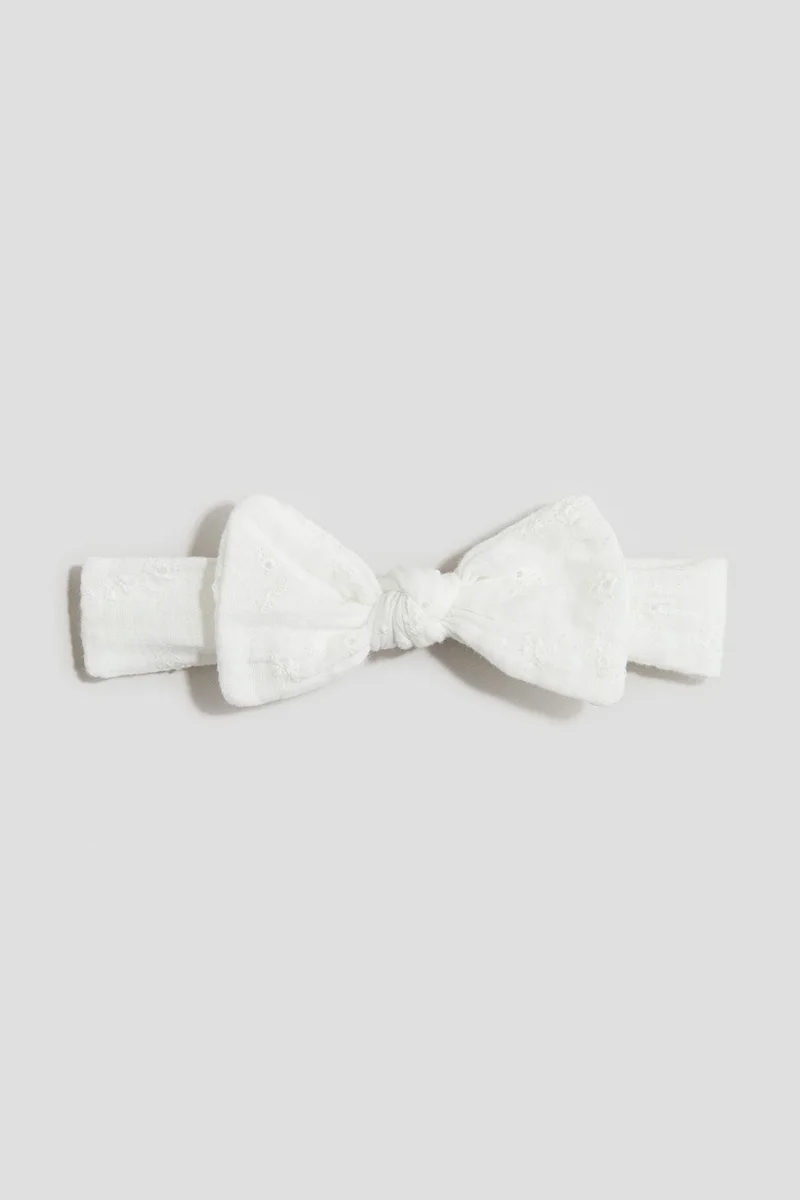 اتش اند ام ربطة شعر بتفاصيل فيونكة