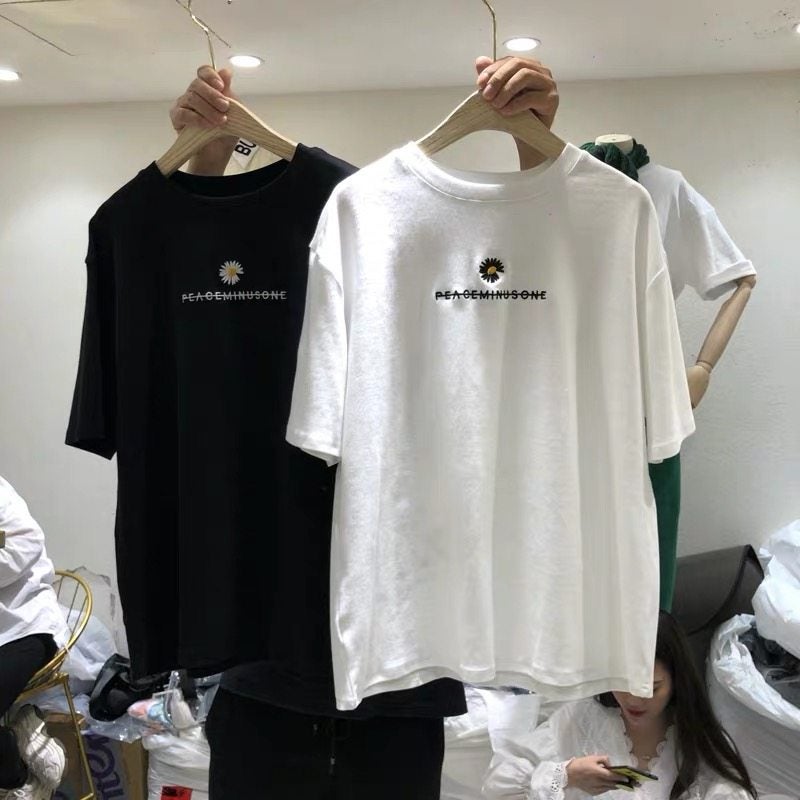 Short-Sleeved T-Shirt for Women 2025 New Summer Loose Korean Style Small Chrysanthemum Embroidery Student Half-Sleeve Top Plus Size Women's Clothing - Image 2