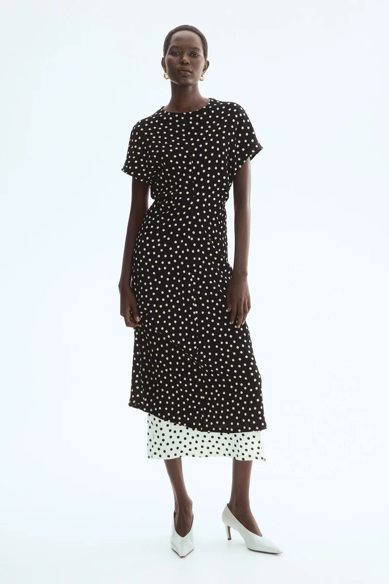 اتش اند ام فستان من الجيرسيه بارز الملمس