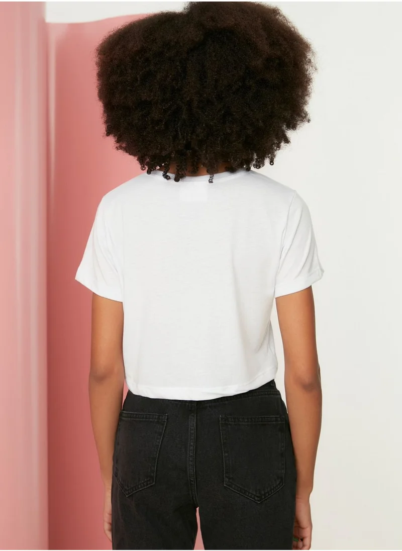 trendyol Round Neck Graphic T-Shirt