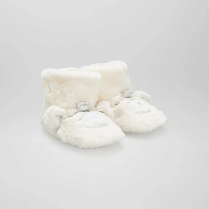 Kiabi  Christmas Slippers - Bear White for Women | Best Price UAE
