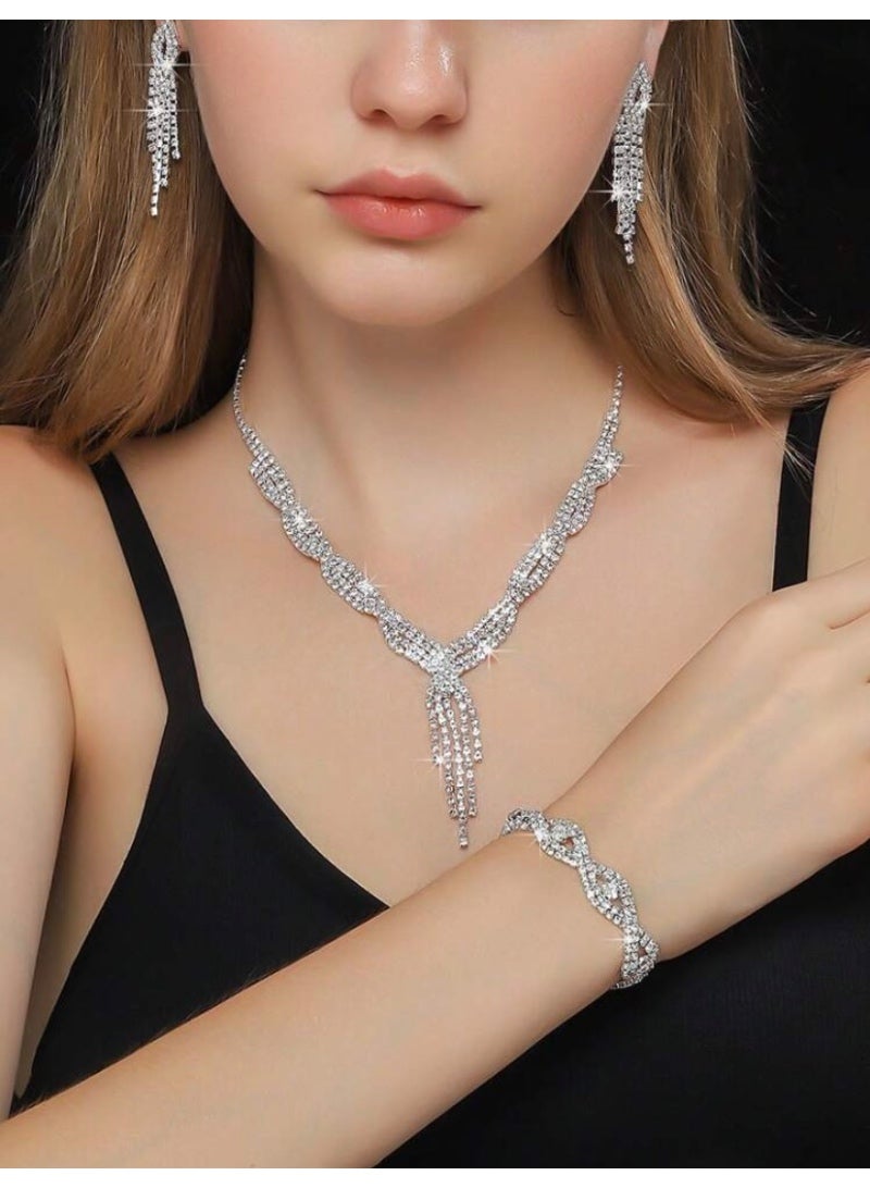 جوليري بالاس طقم اكسسوارات نسائي أنيق مكون من سلسال وحلق اذن واسوارة مرصع بالزركون عالي الجودة - Image 1