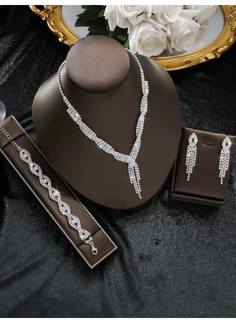 جوليري بالاس طقم اكسسوارات نسائي أنيق مكون من سلسال وحلق اذن واسوارة مرصع بالزركون عالي الجودة - Image 4