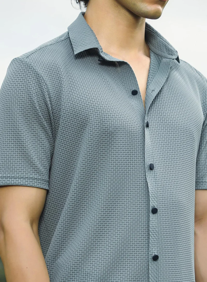 Campus Sutra Men's Moon Grey Warp-Tactile Shirt