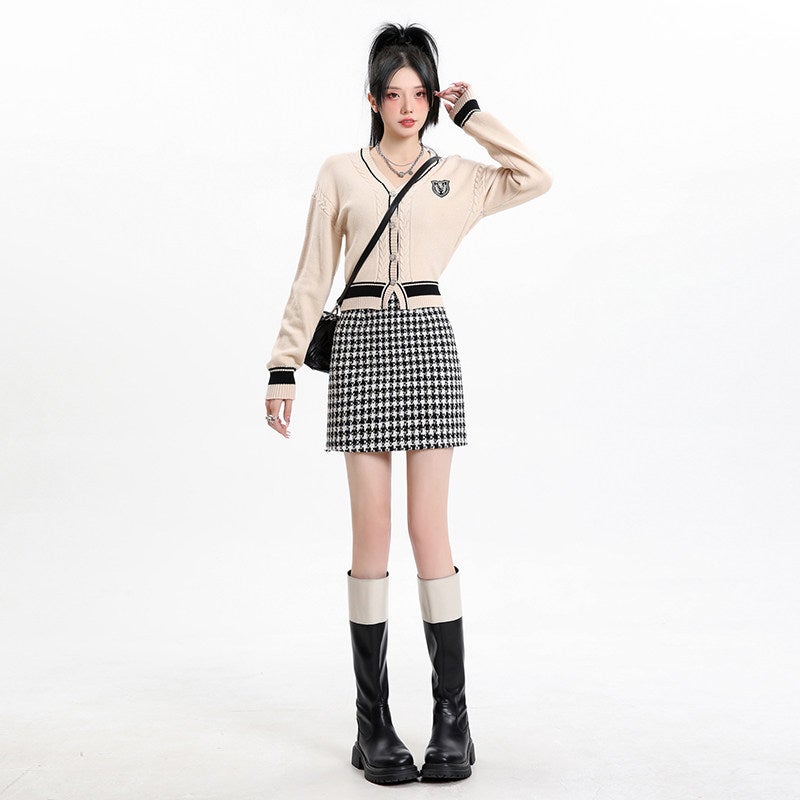 MASS Sweet Plaid Short Skirt Autumn and Winter 2025 New High Waist Covering Hips Red Plaid Skirt for Women - Image 3