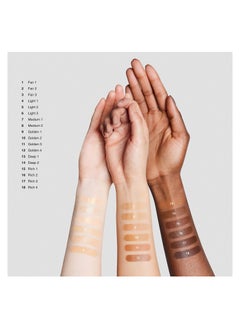 BOBBI BROWN Cosmetics Vitamin Enriched Skin Tint - Hydrating skin tint  - Image 3