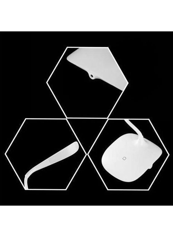 Desk lamp that works either with batteries or a USB connection (does not charge) - Image 3