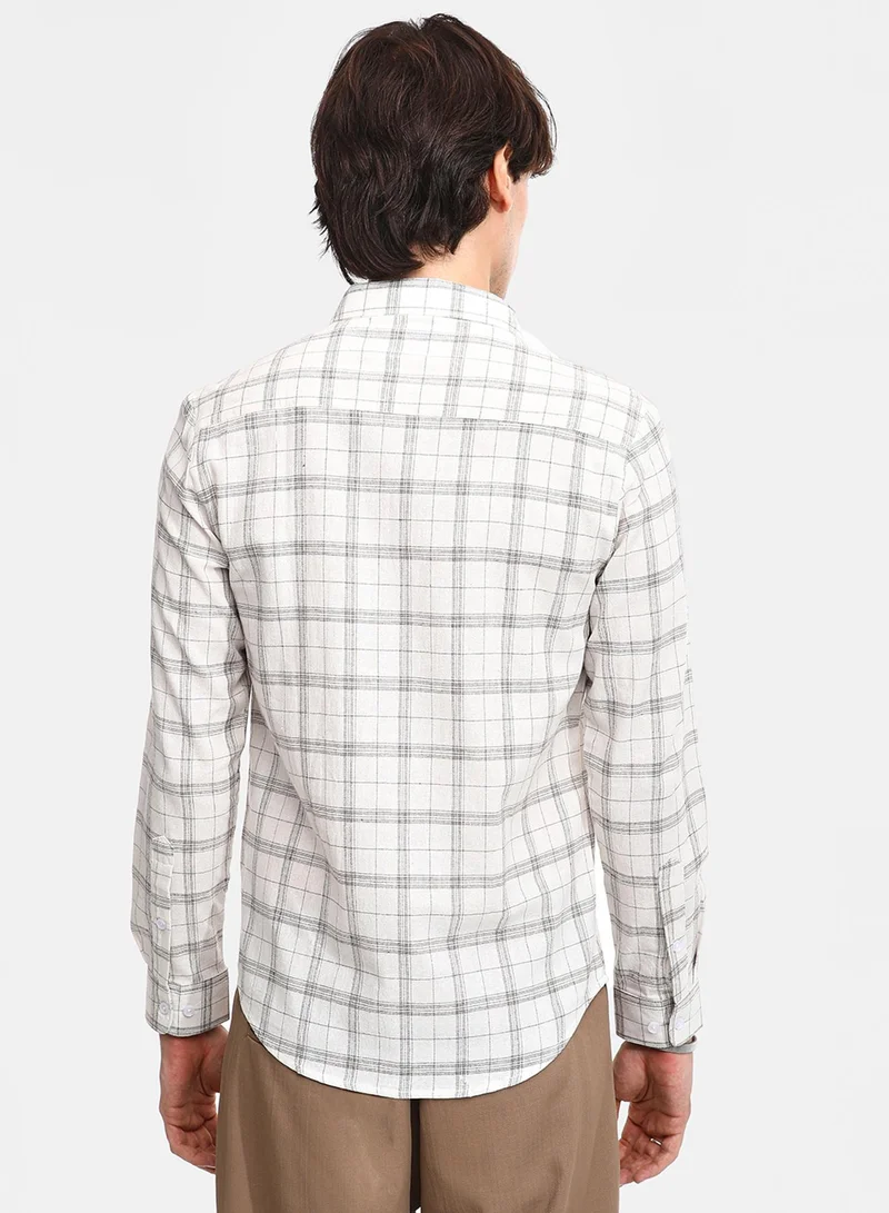 Campus Sutra Men's Off-White Tartan Plaid Shirt