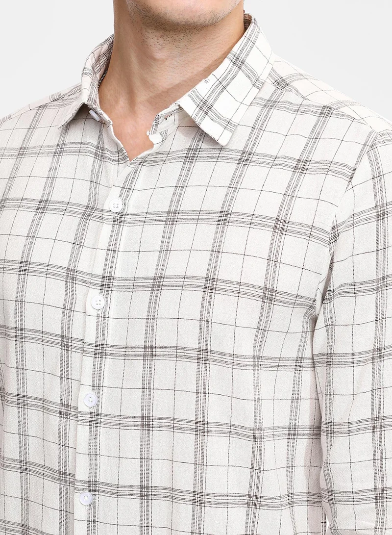 Campus Sutra Men's Off-White Tartan Plaid Shirt