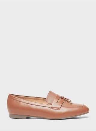 Casual Slip Ons - pzsku/ZE9F1E9F78DFA272DDA07Z/45/_/1710418709/4fda4fc8-76c9-4f13-9117-d0a7779c1f07
