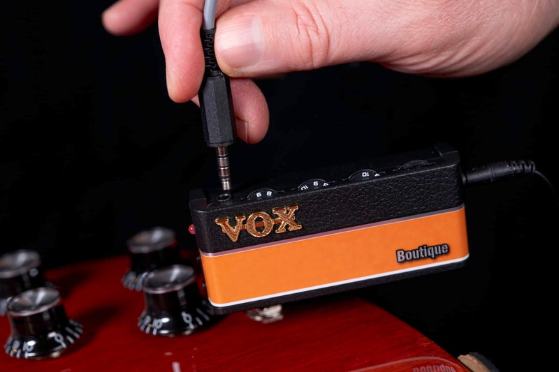 Vox amPlug 3 Boutique Headphone Guitar Amplifier w/ 2 Channels, Stereo Effects, Built-in Rhythms, and Aux in Jack - Image 2