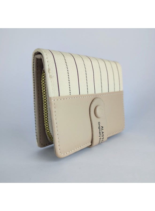 High-Quality Women’s Leather Wallet – Spacious and Smartly Divided - Image 1