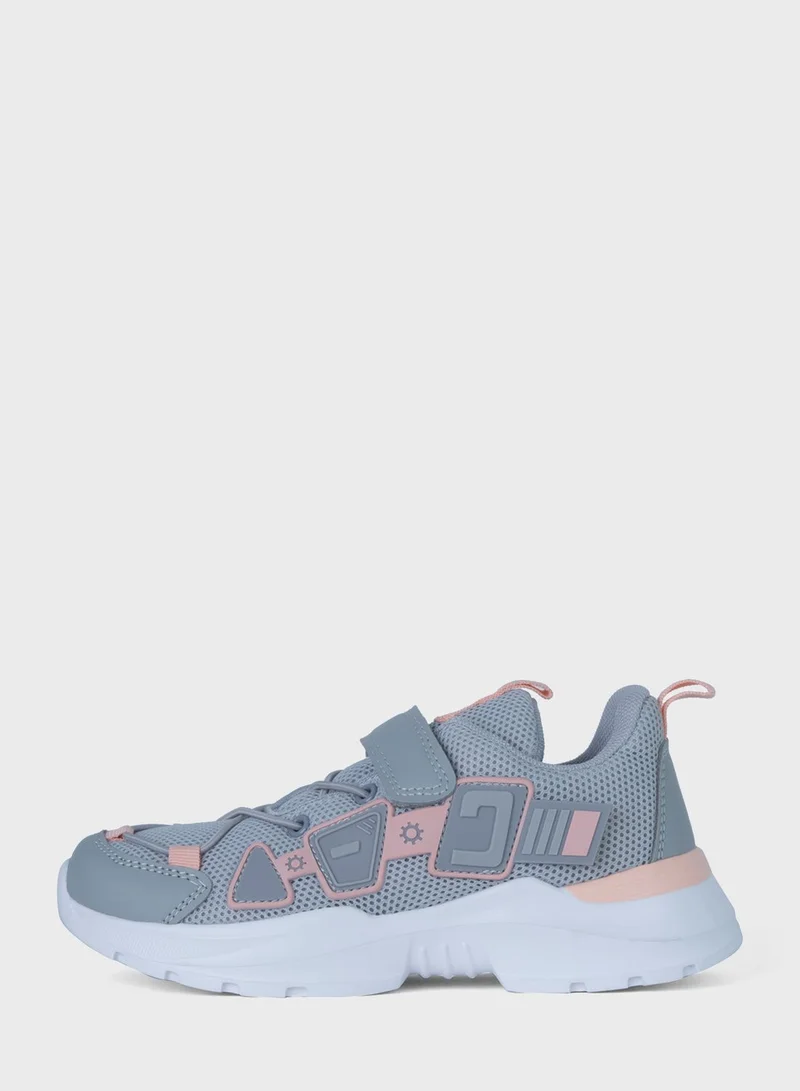 JUST KIDS BRANDS Kids Scarlett Sneaker