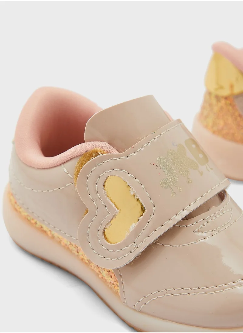 JUST KIDS BRANDS Infant Celista Sneakers