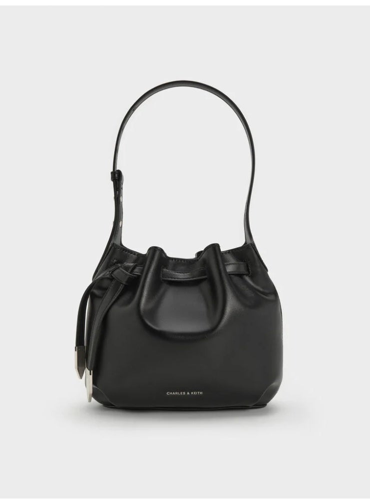 تشارلز & كيث حقيبة دلو بخيوط سحب مع تفاصيل معدنية من كليمونتين - Image 1