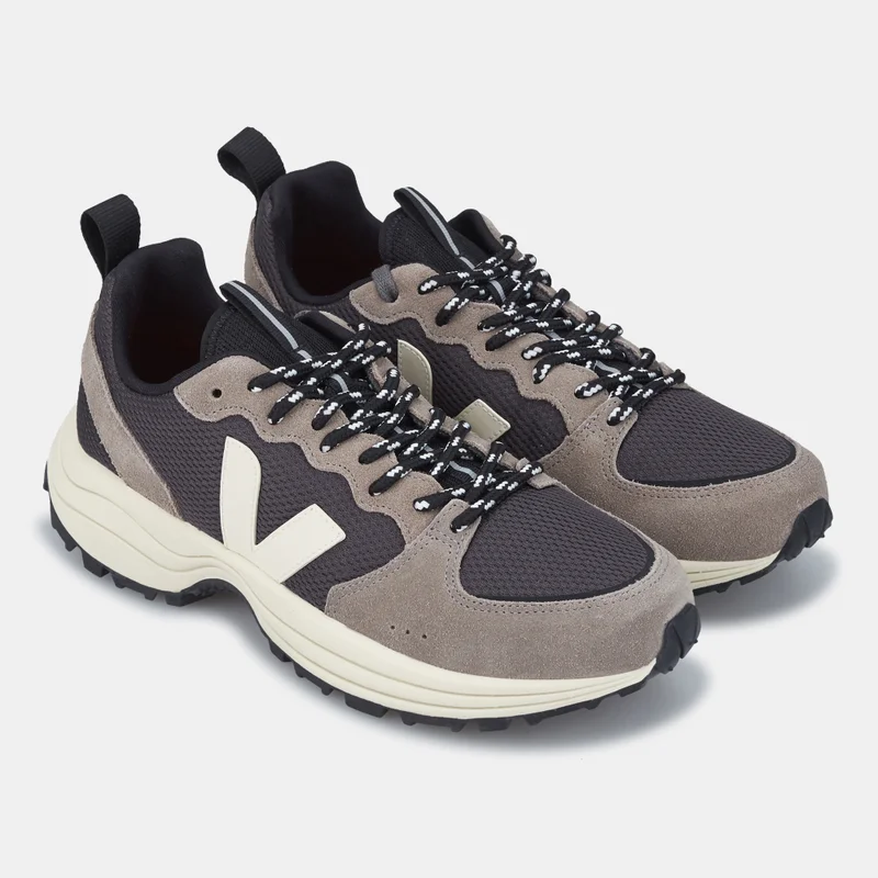 VEJA Men's Venturi Sneaker Shoe