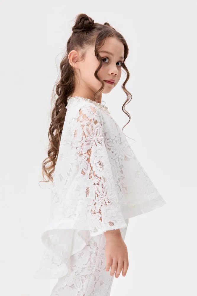 Tenda Asymmetrical lace blouse