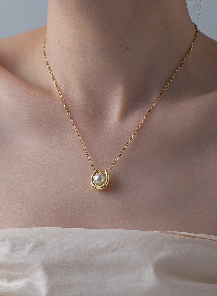 18K Gold Plated Pearl Necklace, Made Of Titanium Steel Non Fade,Simple Design, For Daily Wear, Korean Style  - Image 1