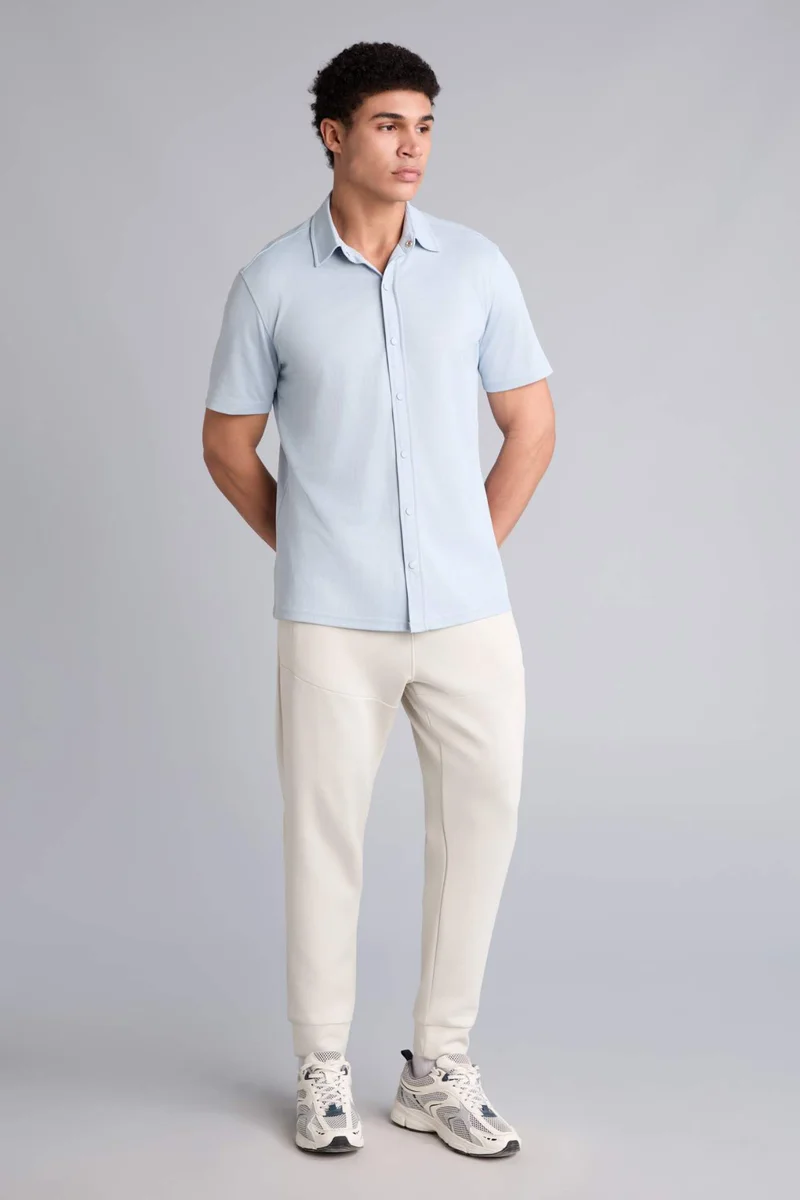 ديفاكتو Standard Fit Short Sleeve Shirt
