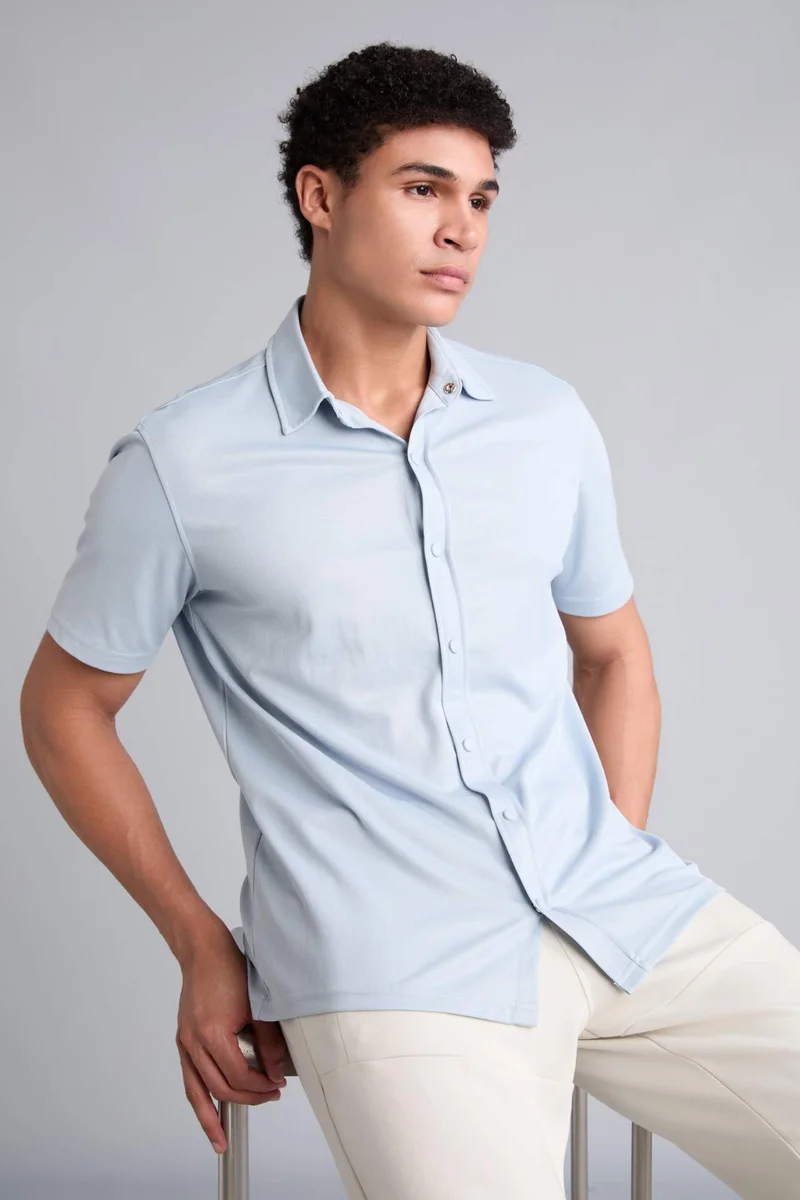ديفاكتو Standard Fit Short Sleeve Shirt