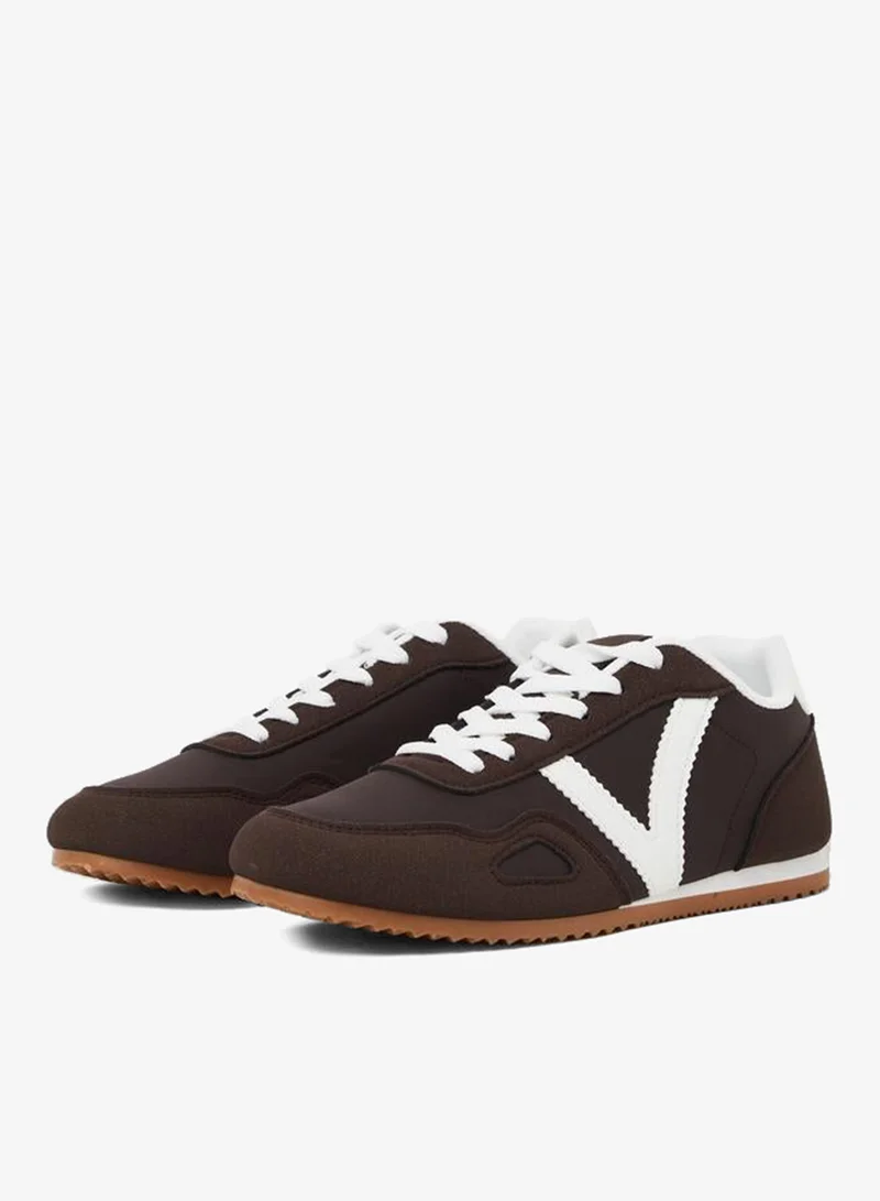 Styli Brown Retro Lace-Up Sneakers