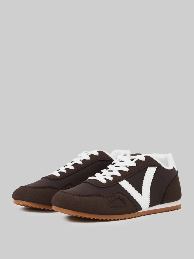 Styli Styli Brown Retro Lace-Up Sneakers