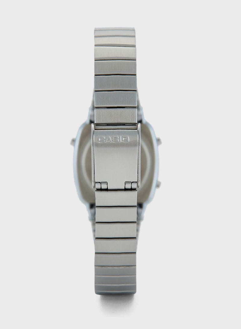 CASIO Vintage Digital Watch - Image 3