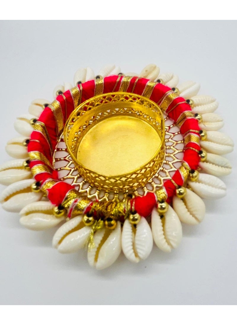 Lazybeee Lazybeee 4pcs Traditional Tealight Holders for Diwali Navratri Handcrafted MultiColor Kodi Cowrie Shell Diya Set with Colorful Accents Decorative Candle Holders for Festive Home Decor  - Image 5
