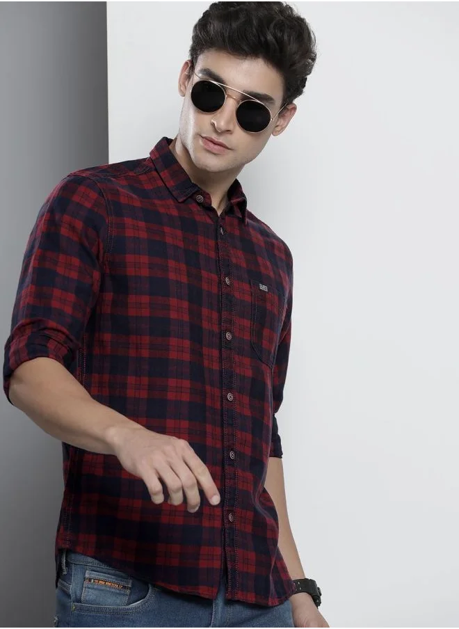 The Indian Garage Co Men Slim Fit Checkered Full Sleeves Spread Collar Casual Shirt