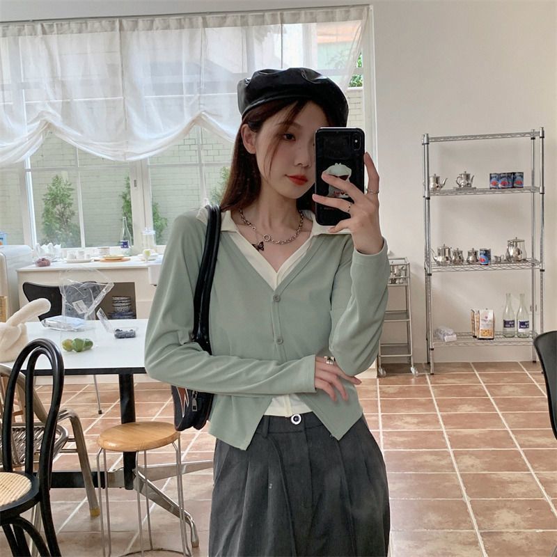 Fake Two-piece Long-sleeved T-shirt Women's plus size Spring and Autumn Slight Chubby Women's V-neck Base Shirt with Short Top - Image 1