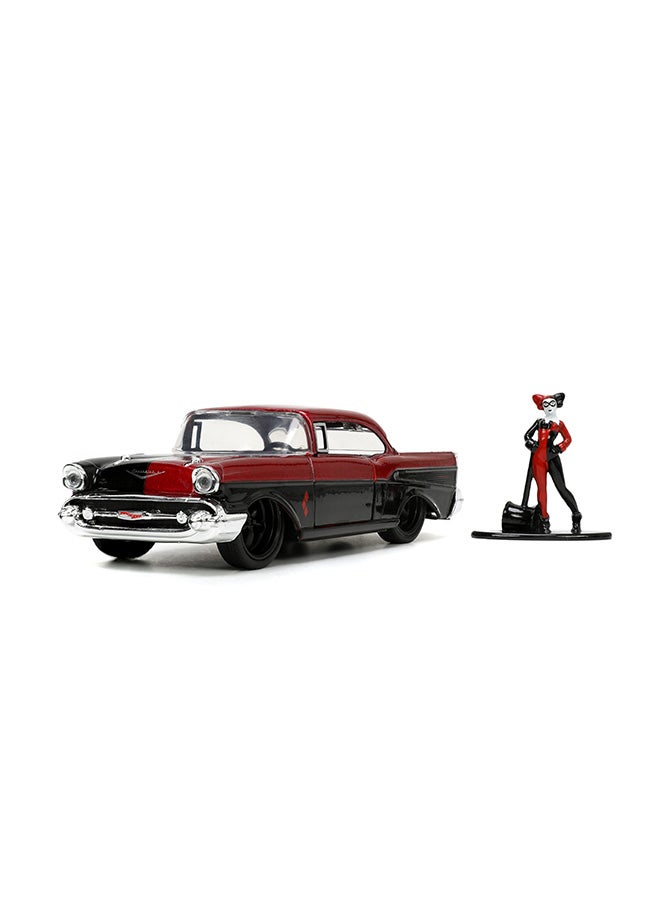 JADA Harley Quinn 1957 Chevy Bel Air 1:32 - Image 2