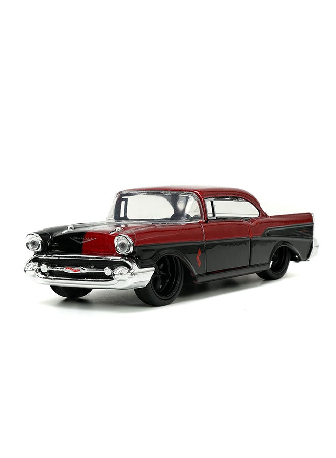 JADA Harley Quinn 1957 Chevy Bel Air 1:32 - Image 5