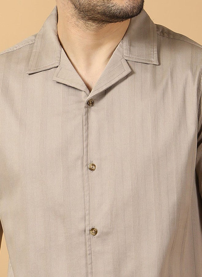 Hence Men Relaxed Opaque Casual Shirt with Cuban Collar - Image 2