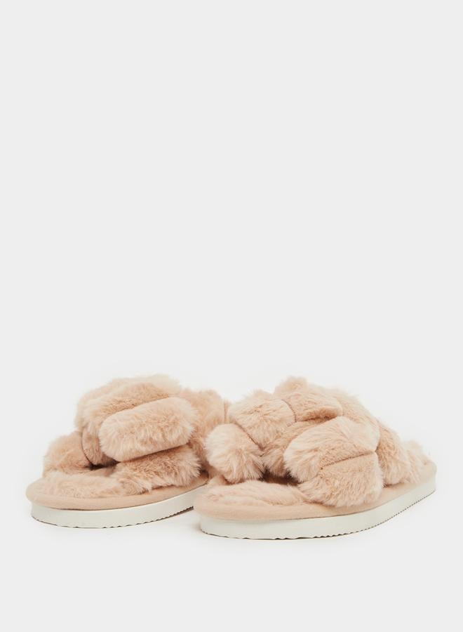 Styli Styli Textured Fluffy Bedroom Slippers  - Image 3