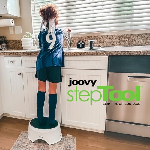 Joovy كرسي خطوة جوفي للأطفال مع مقابض غير قابلة للانزلاق في الأعلى والأسفل وتصميم قوي وقابل للتكديس، يتحمل حتى 300 رطل - خالي من BPA و PVC والفثالات - Image 2