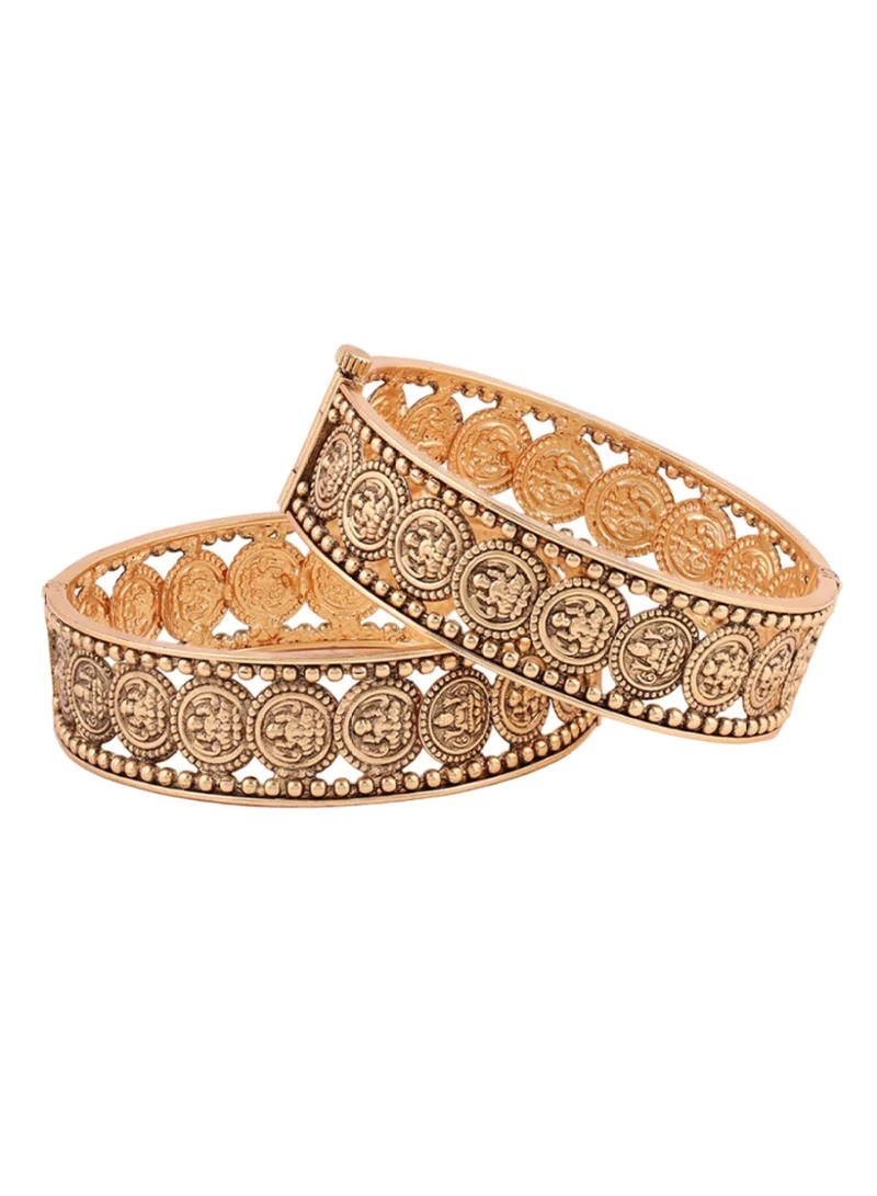 Priyaasi Set Of 2 Bangles