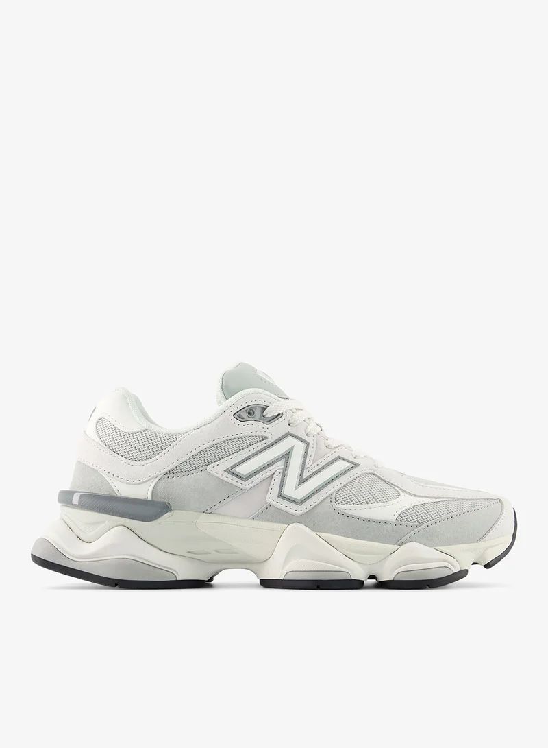 9060 Sneakers