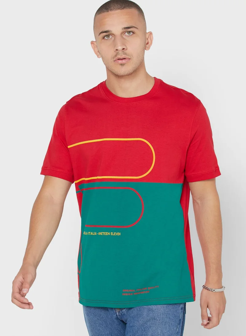 FILA Salza Outline Graphic T-Shirt