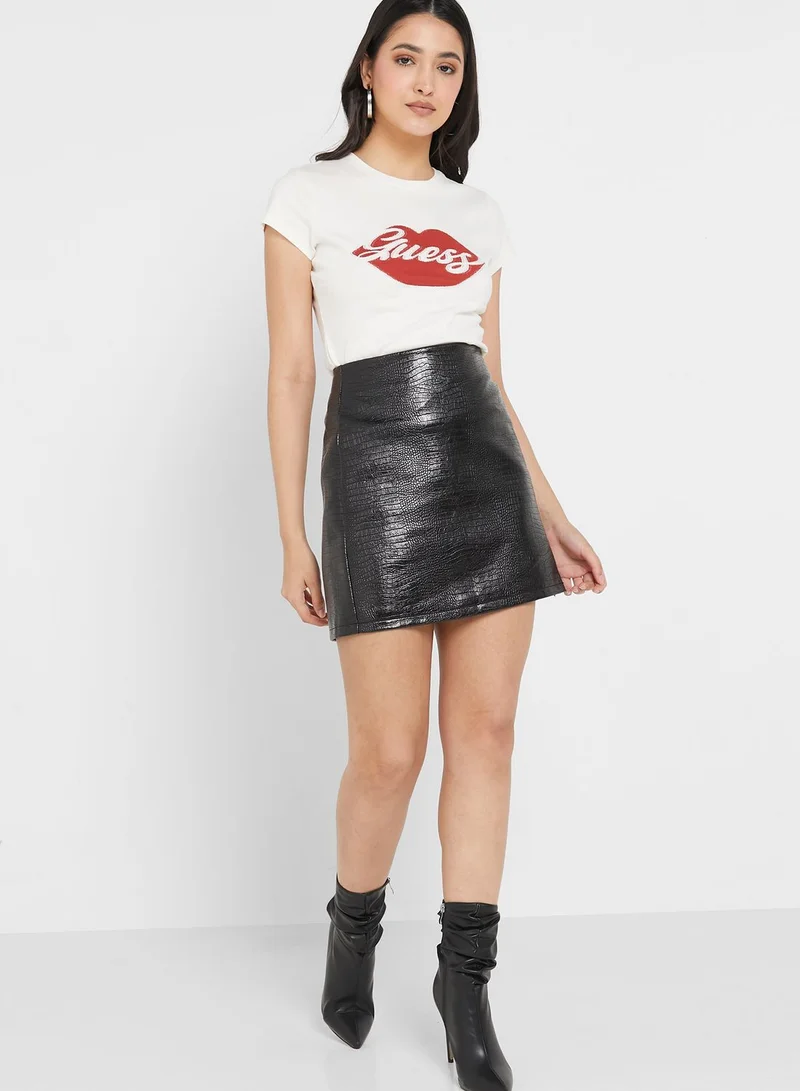 GUESS Round Neck Graphic T-Shirt