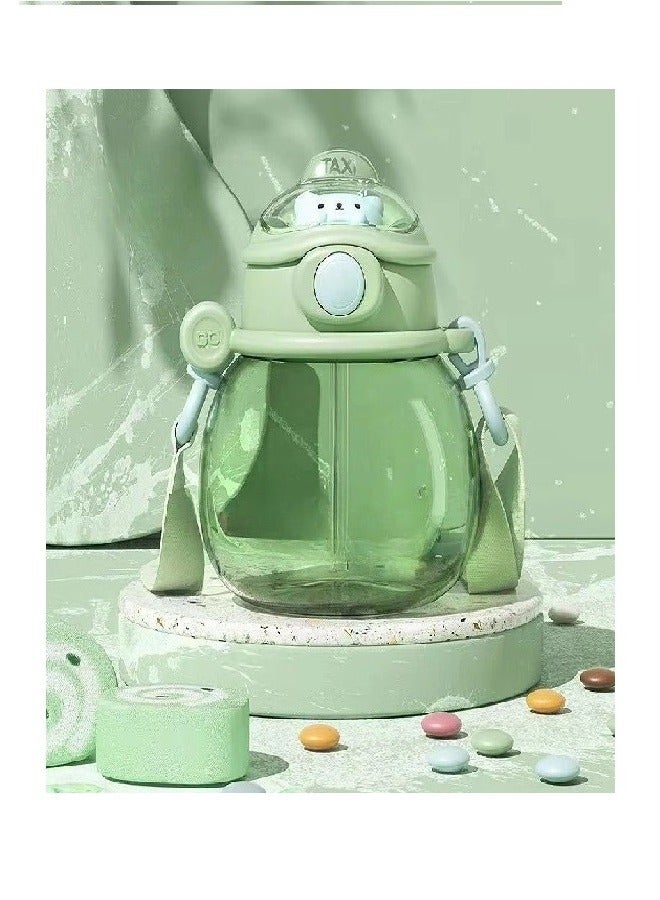 Reusable water bottle with removable straw, usable in nursery, home and school, suitable for children, easy to use, high quality material