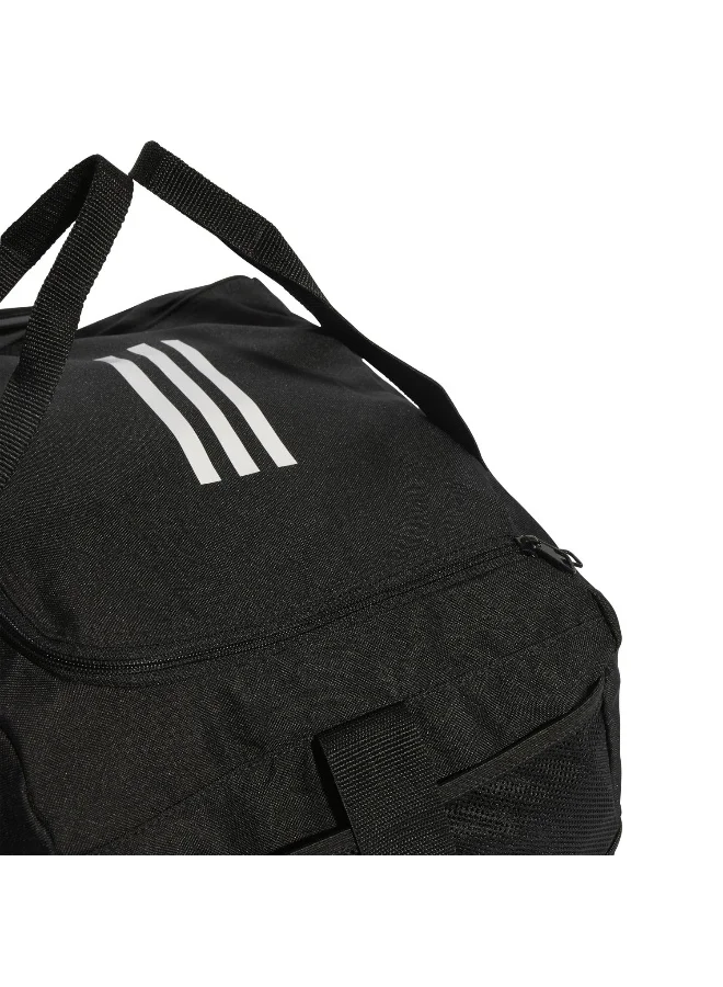 adidas حقائب كرة قدم سوداء للجنسين