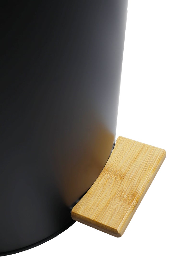 Premium Step Trash Bin | Matte Stainless-Steel Finish & Bamboo-Lid | Soft-Closing | Fingerprint-Resistant | Suitable For Homes & Communal Spaces | 30 Liters | Black  - Image 5
