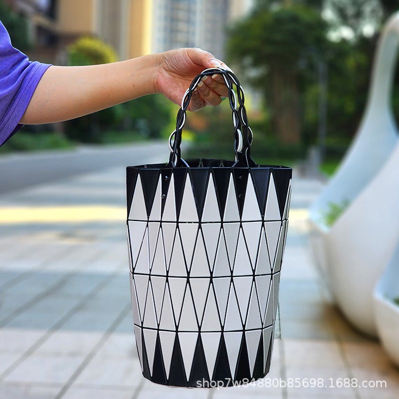 2025 Japanese Geometric Quilted Bucket Bag, Basket-Style Handbag, Color-Blocked Shoulder Underarm Bag, Macaron Color - Image 1
